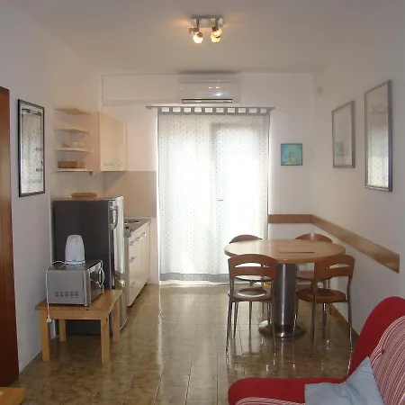 Apartman Lipa *