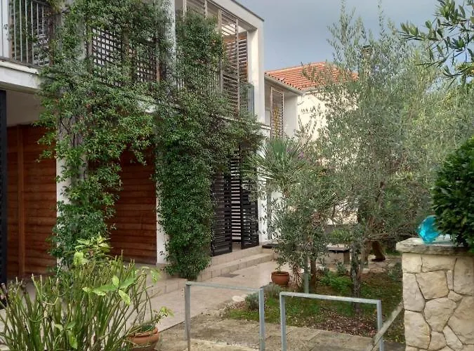 Apartment Lipa *