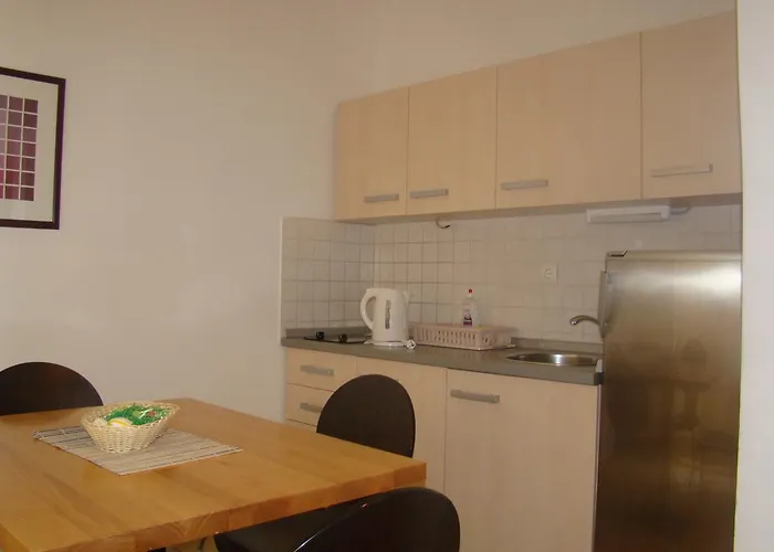 Lipa * Zára
